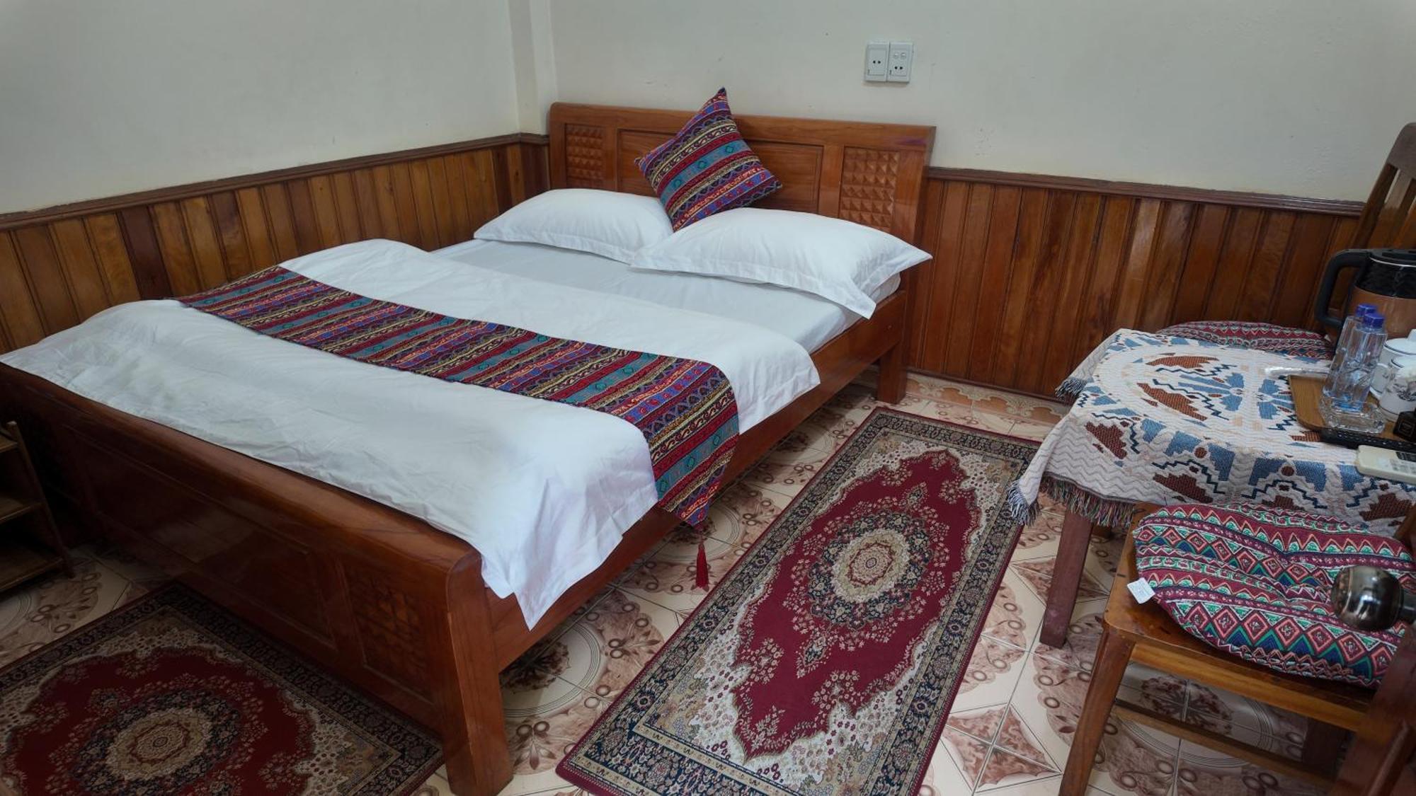 Lien Huong 145A Hotel Ha Giang Esterno foto